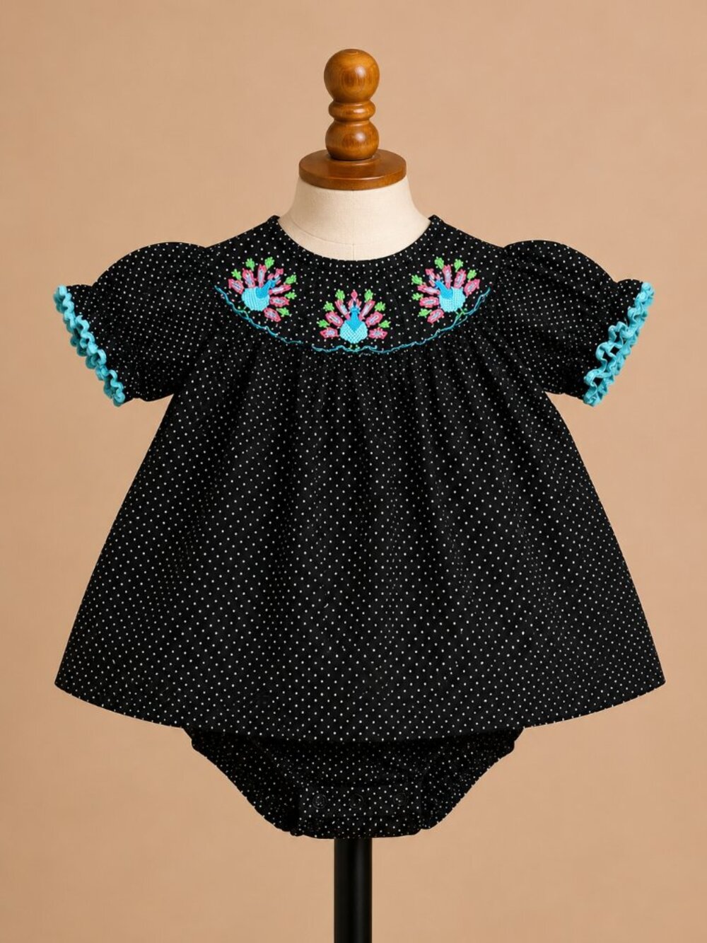 Stellybelly Hand Smocked Polka Dot Dress Girls 4T Embroidered